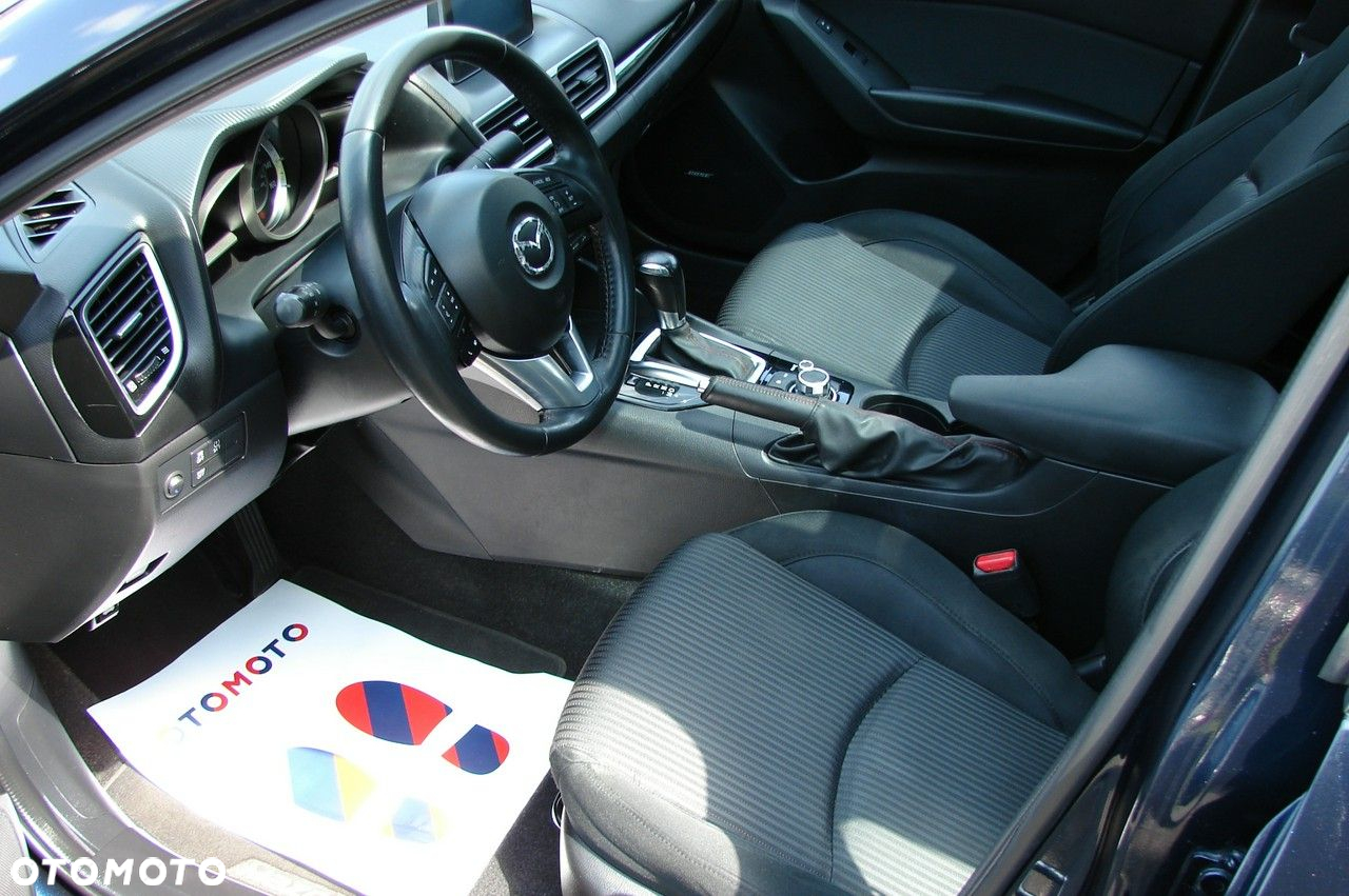 Mazda 3 - 5