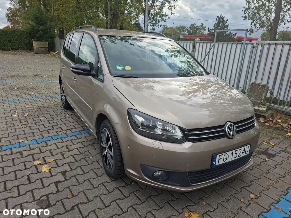 Volkswagen Touran - 1