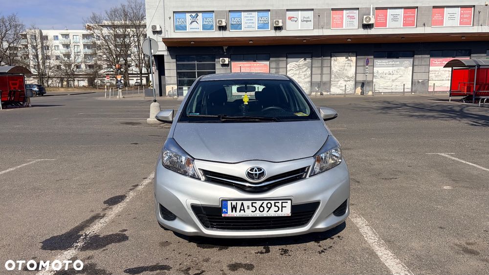 Toyota Yaris - 1
