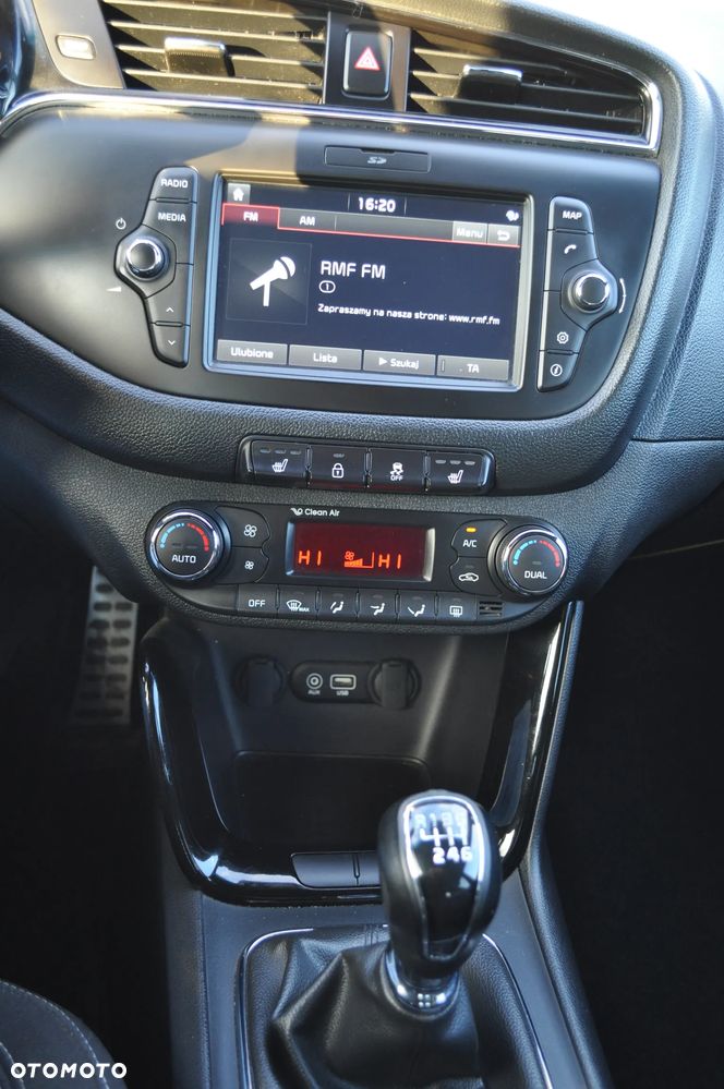 Kia Ceed 1.6 CRDi GT Line - 20