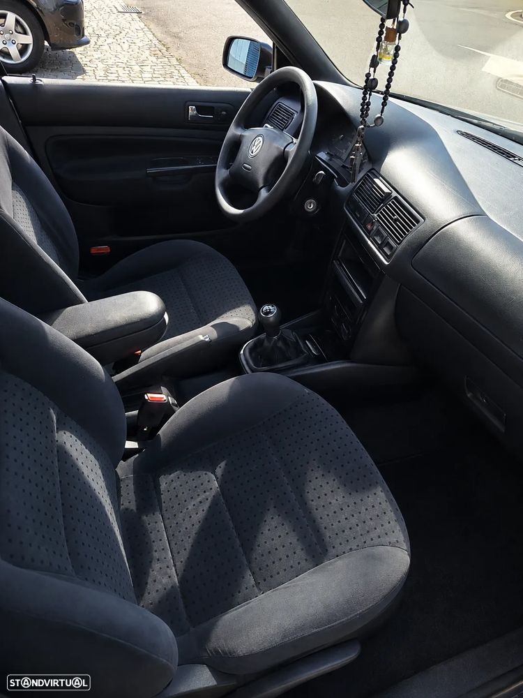 VW Golf 1.4i Confortline - 11