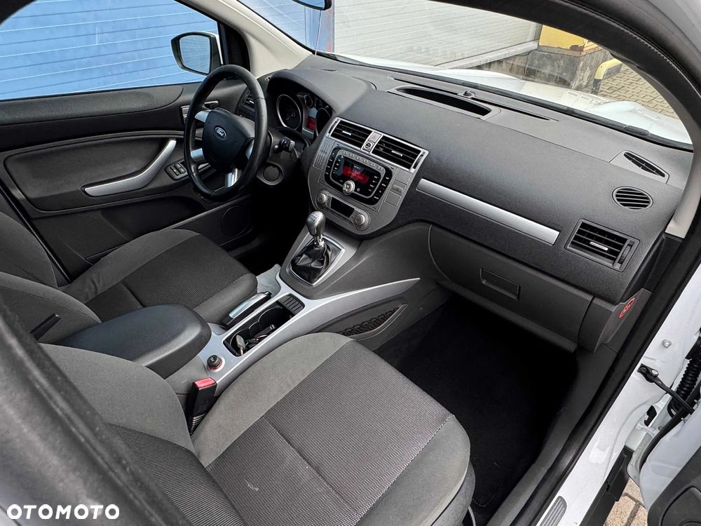 Ford Kuga 2.0 TDCi 4x4 Trend - 30