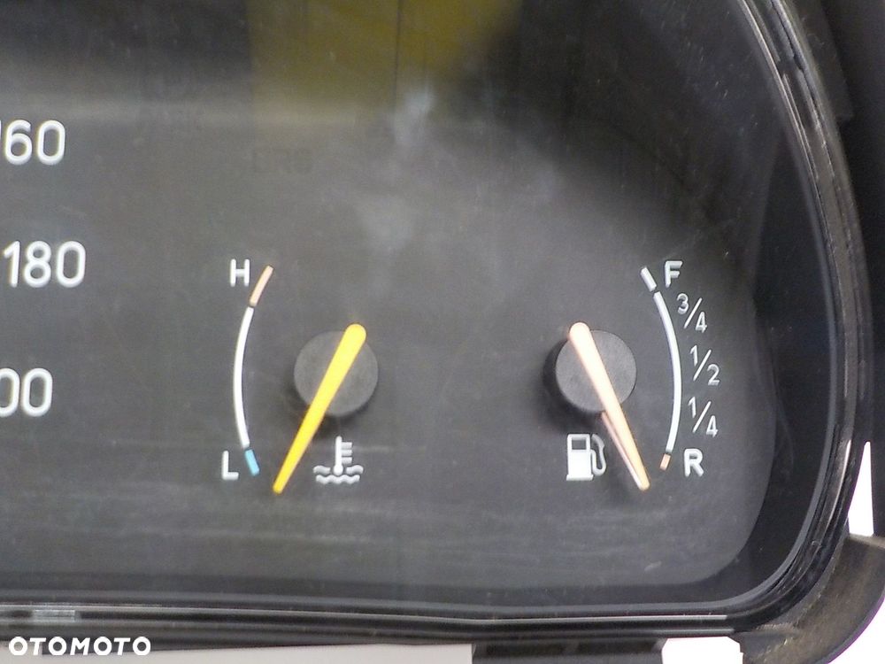 SAAB 900 II NG 2.0 B204I LICZNIK ZEGARY 4617569 EU - 4