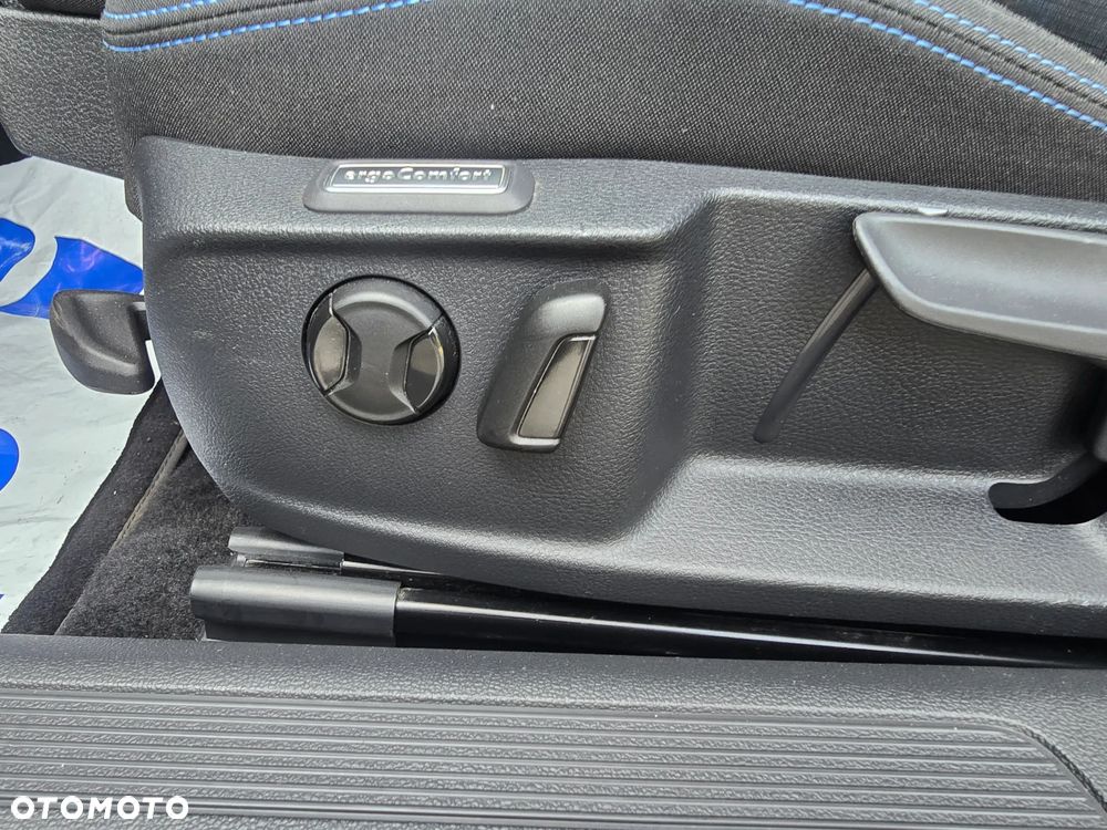 Volkswagen Passat 1.4 TSI Plug-In Hybrid GTE DSG - 11