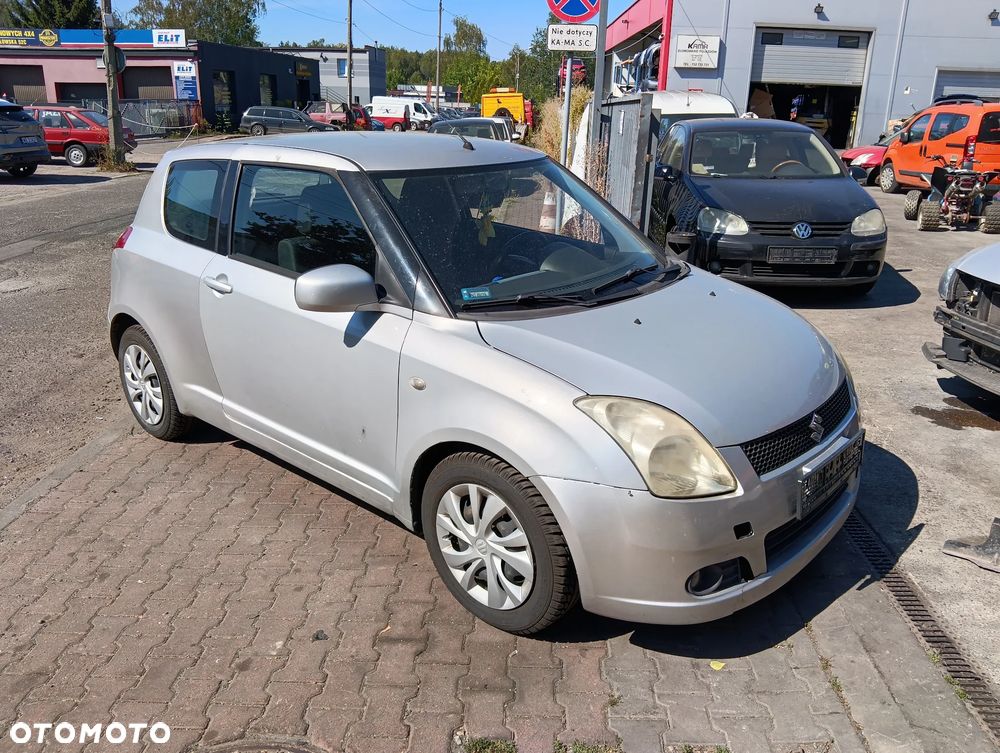 *SUZUKI SWIFT* Samochód na części - 1