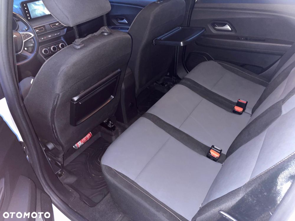 Dacia Jogger - 21