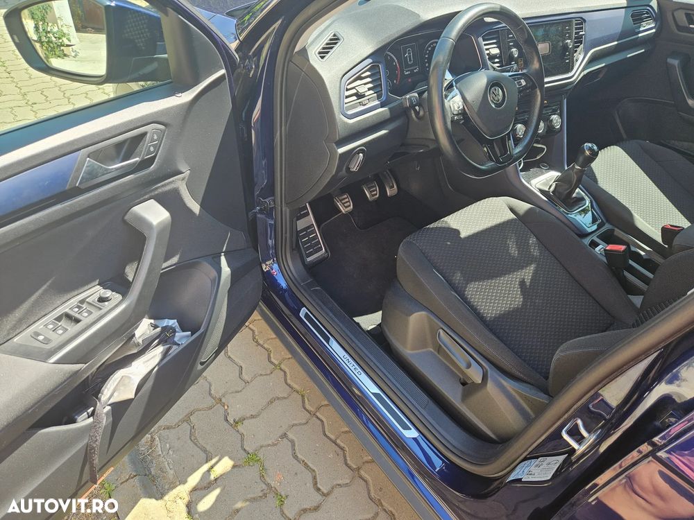 Volkswagen T-Roc - 12