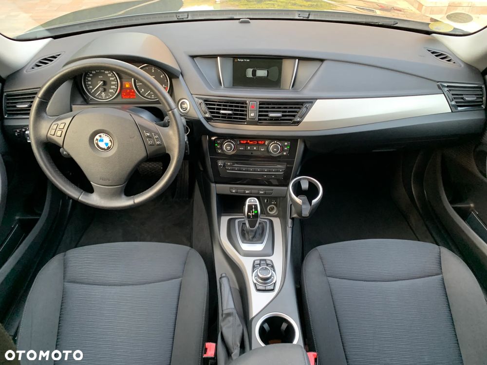 BMW X1 sDrive16d Sport Line - 13