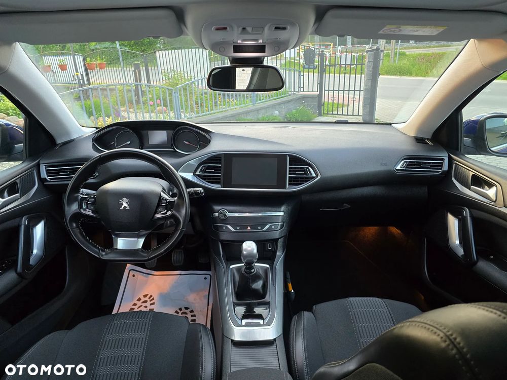 Peugeot 308 BlueHDi 120 Stop & Start Allure - 21