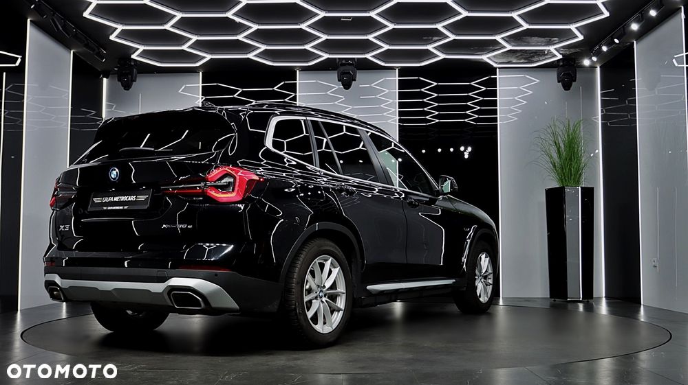 BMW X3 xDrive30e Luxury Line - 8