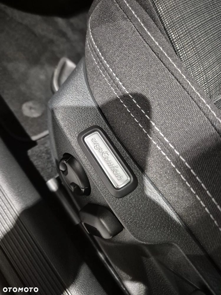 Volkswagen Passat 2.0 TDI EVO Business DSG - 13