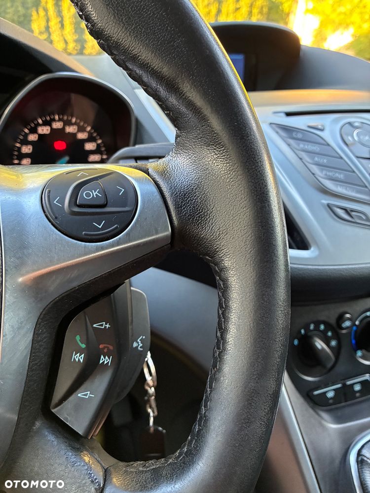 Ford Grand C-MAX - 21