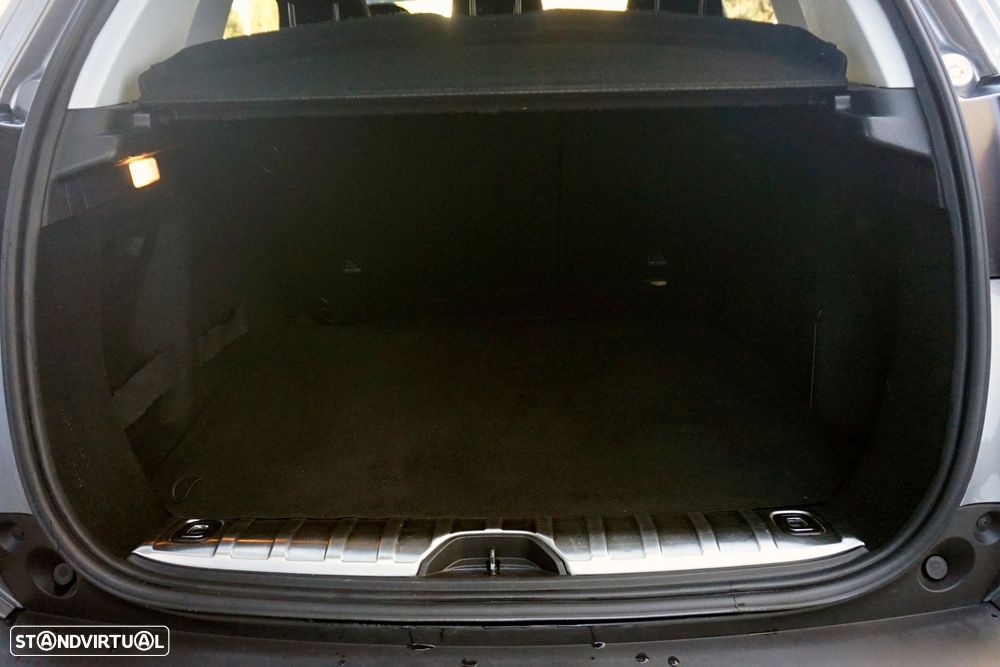 Peugeot 2008 1.2 PureTech GT Line - 4