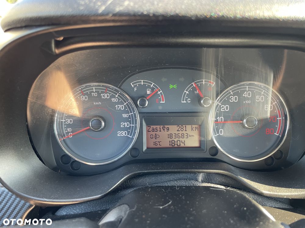 Fiat Grande Punto 1.4 8V - 12