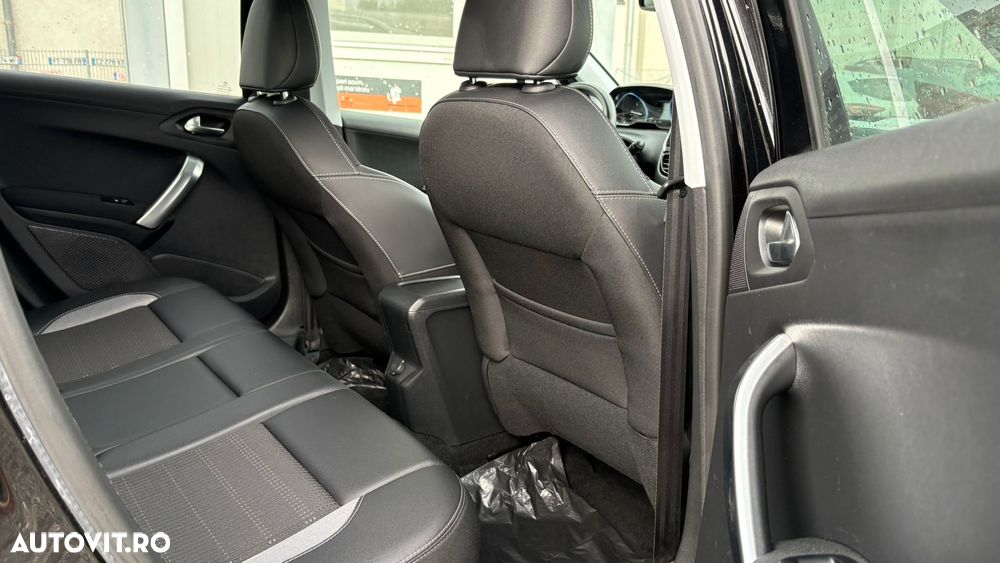 Peugeot 2008 - 21