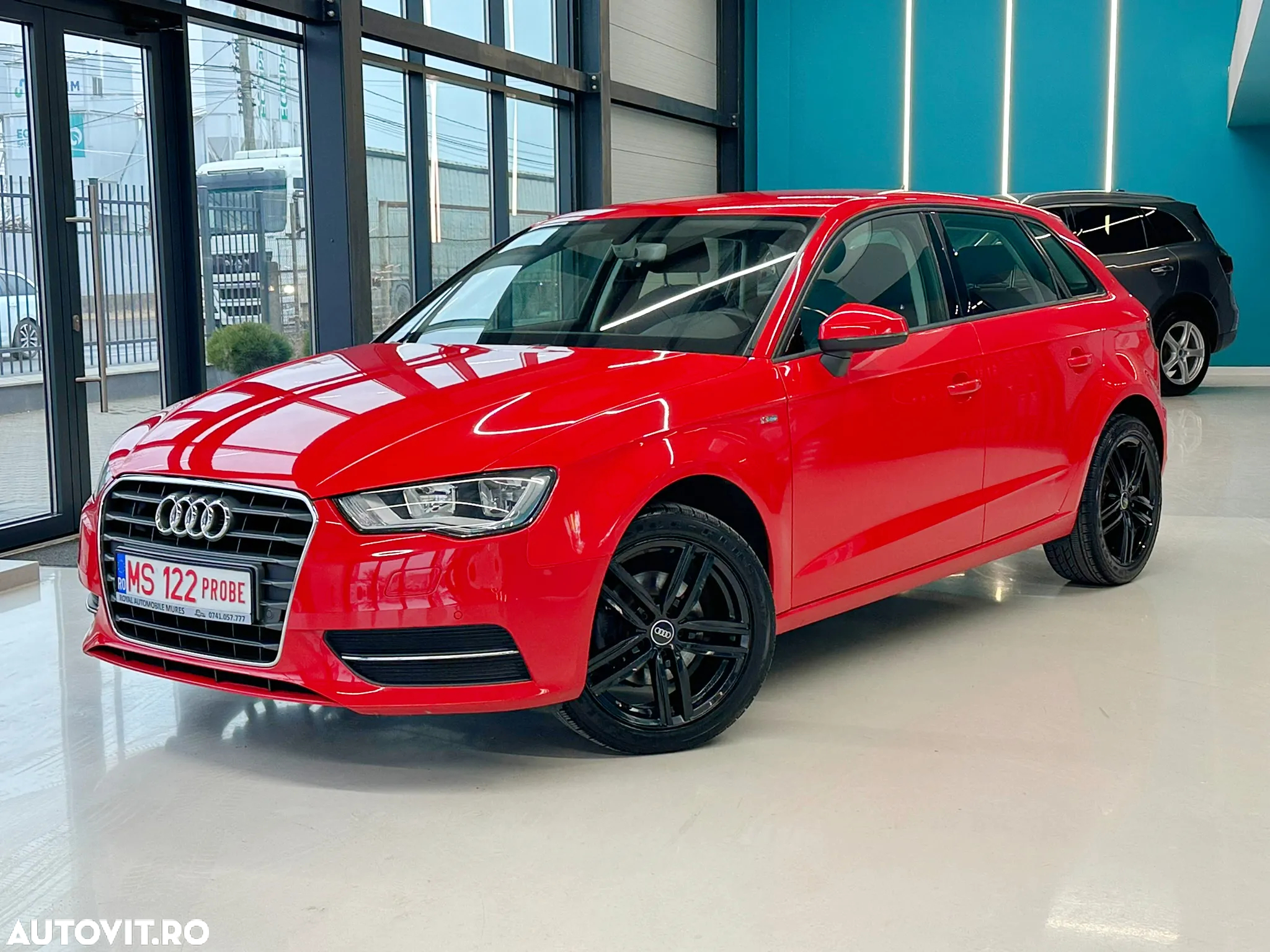 Audi A3 1.6 TDI Sportback (clean diesel) S tronic Attraction - 2