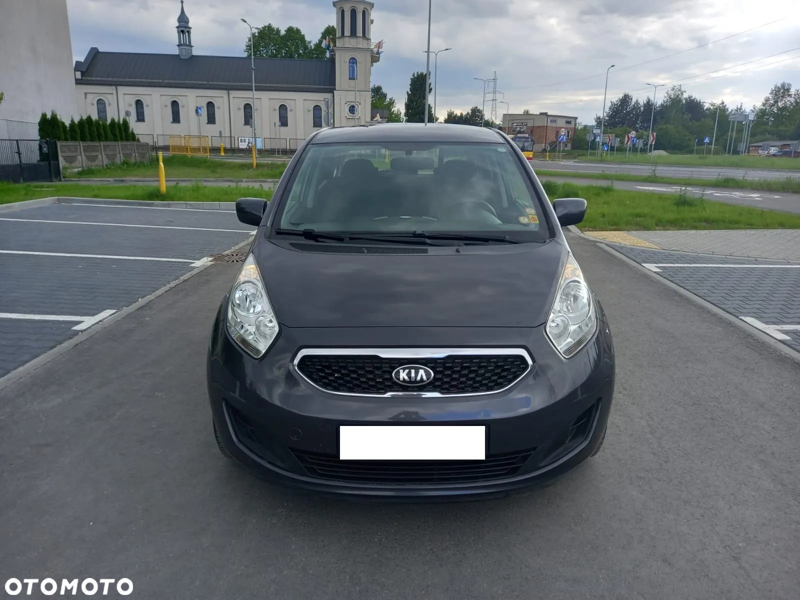Kia Venga 1.4 CRDi 90 Attract - 2