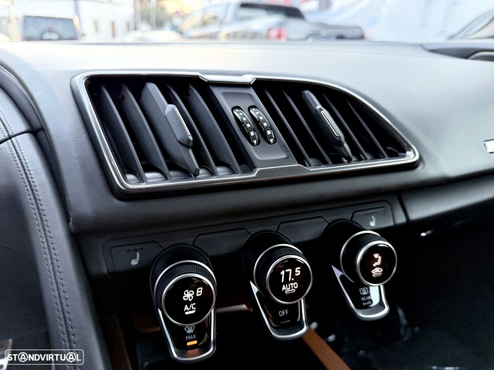 Audi R8 Coupé 5.2 FSI V10 S tronic Performance - 15