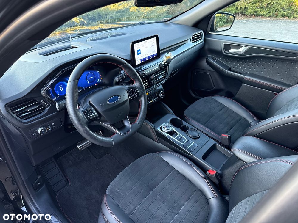 Ford Kuga 2.0 EcoBlue 4x4 ST-LINE - 27