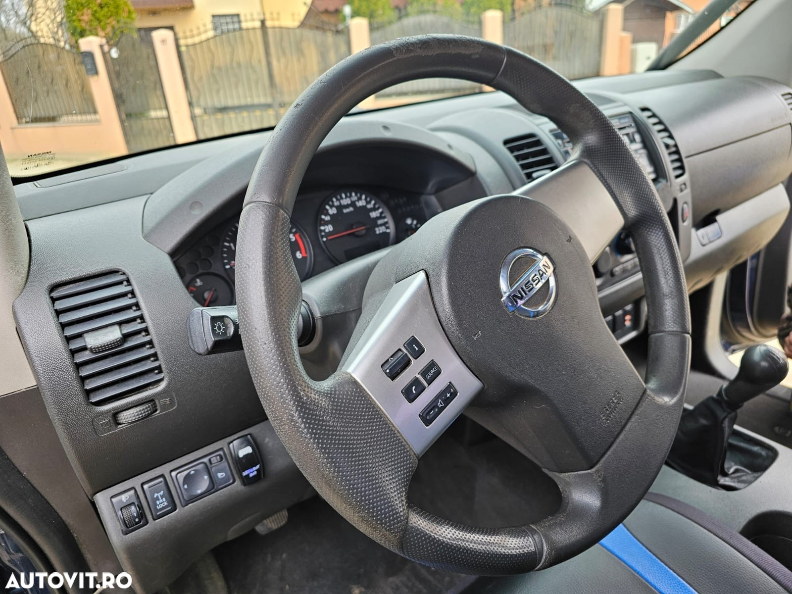 Nissan Navara 2.5 dCi Double Cab LE - 5