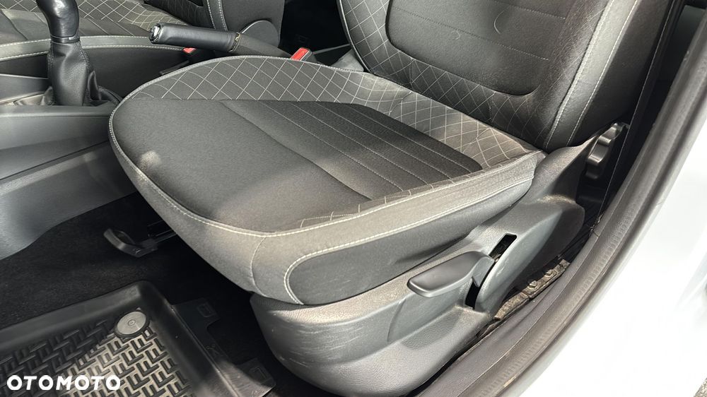 Skoda Fabia 1.0 Ambition - 12
