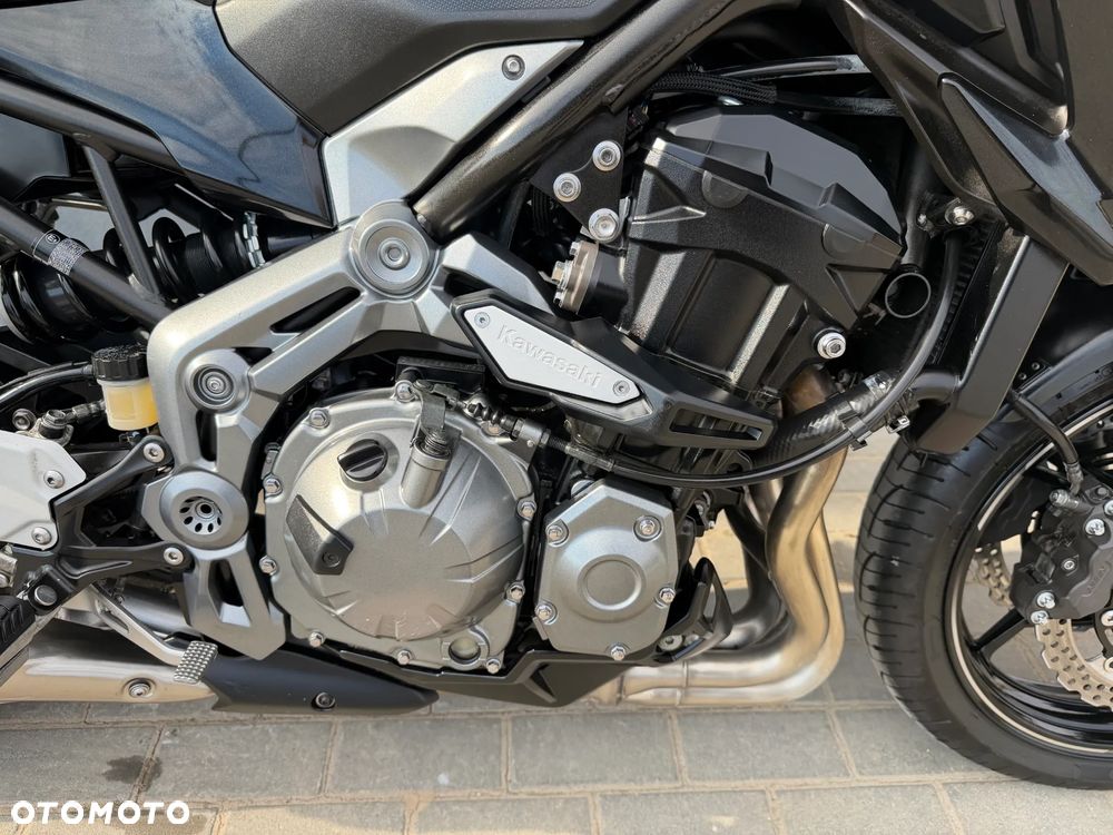 Kawasaki Z 900 - 21