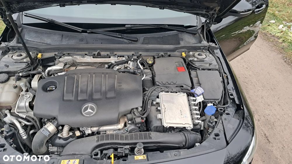 Mercedes-Benz CLA 200 d 8G-DCT Special Edition - 33