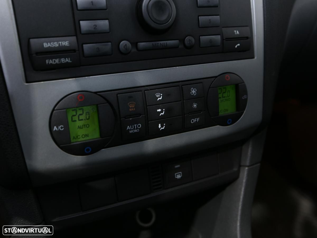 Ford Focus 1.8 TDCi Ambiente - 14