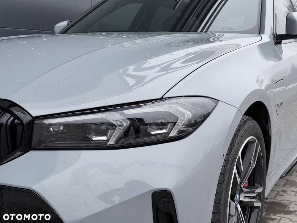 BMW Seria 3 330e PHEV M Sport - 24