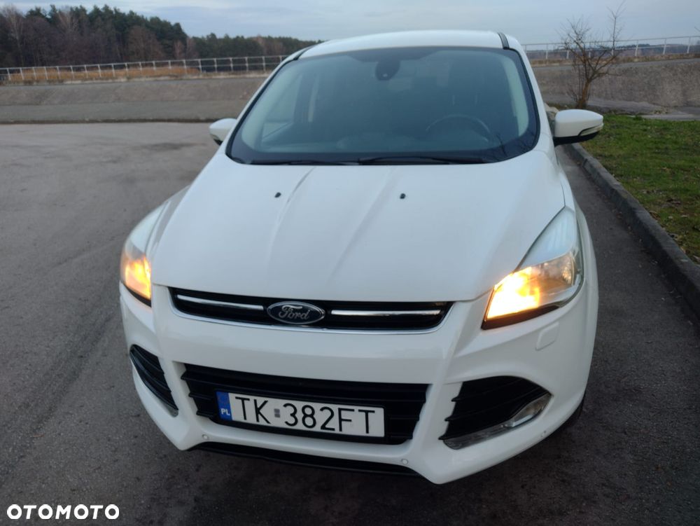 Ford Kuga 2.0 TDCi 2x4 Titanium - 1