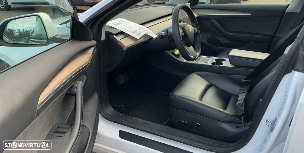 Tesla Model 3 Tração Traseira Standard - 3