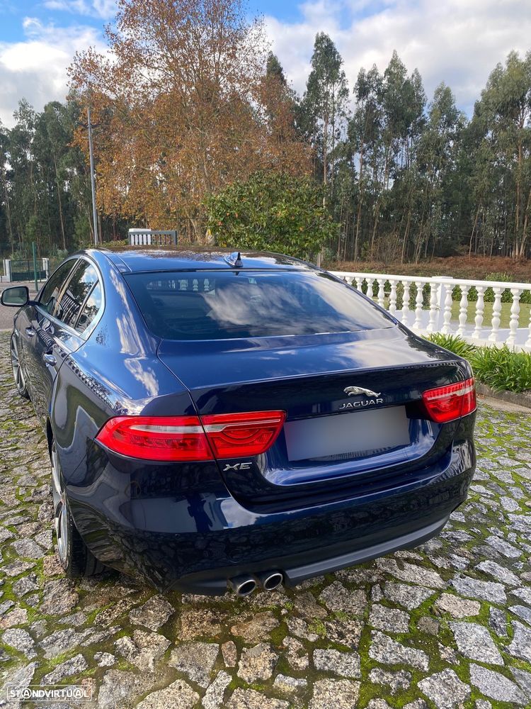 Jaguar XE 2.0 D Prestige Aut. - 26