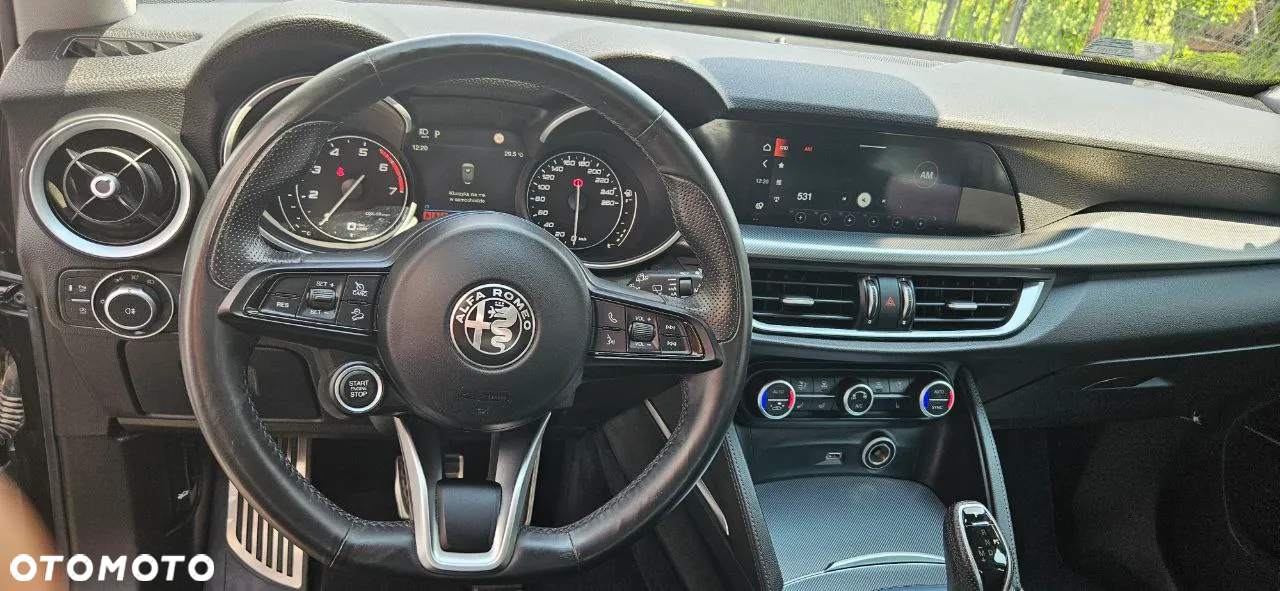 Alfa Romeo Stelvio 2.0 Turbo Veloce Q4 - 14