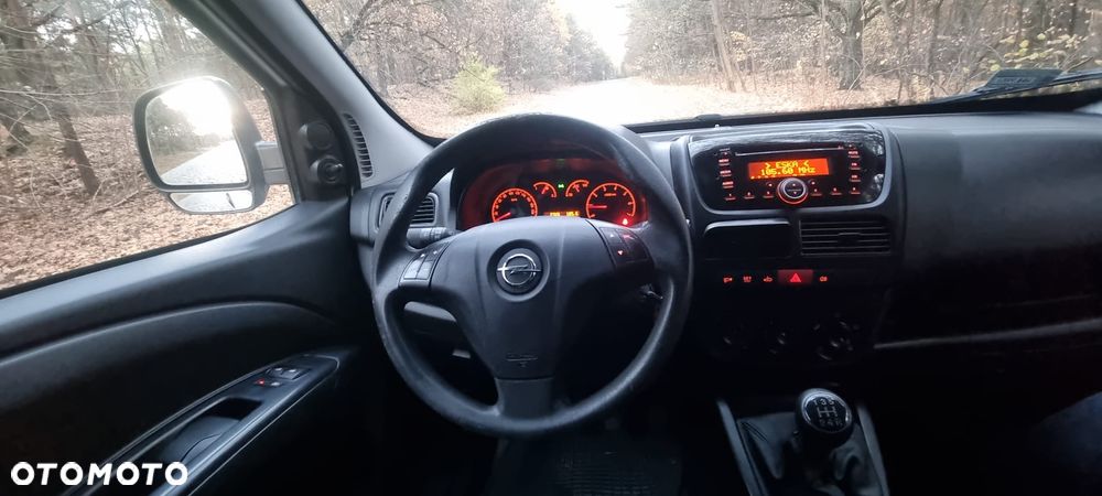 Opel Combo - 15