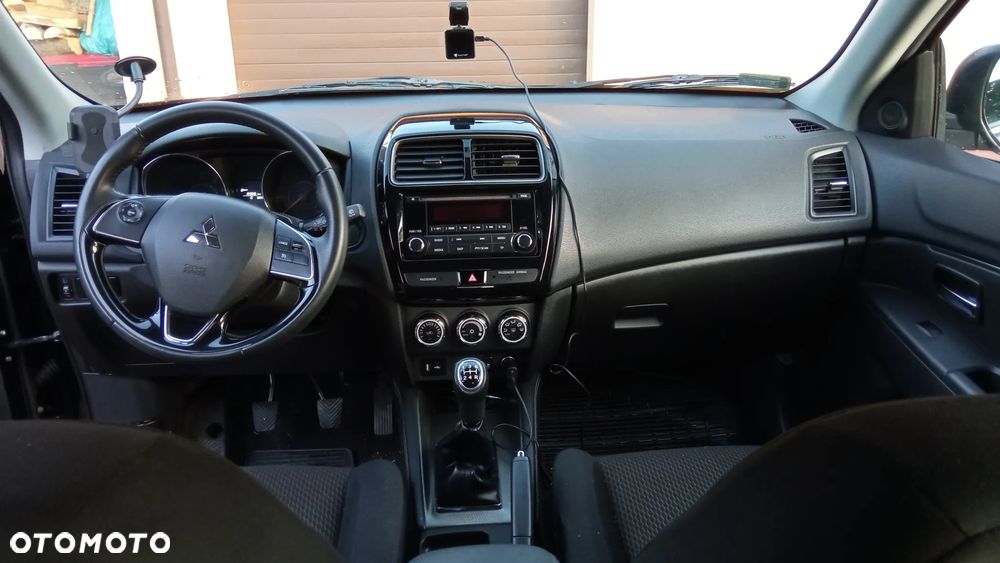 Mitsubishi ASX 1.6 Black Edition - 19