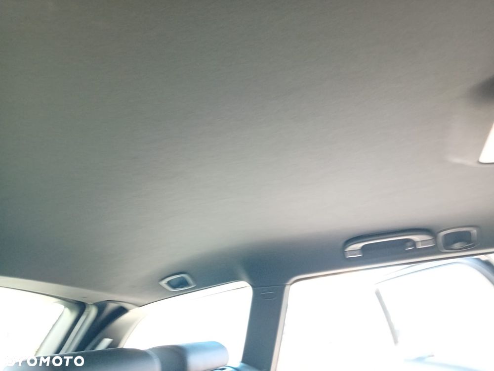 BMW Seria 3 318d - 15