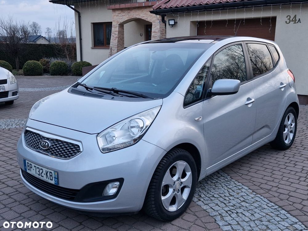 Kia Venga 1.6 CRDi 128 Dream-Team Edition - 9