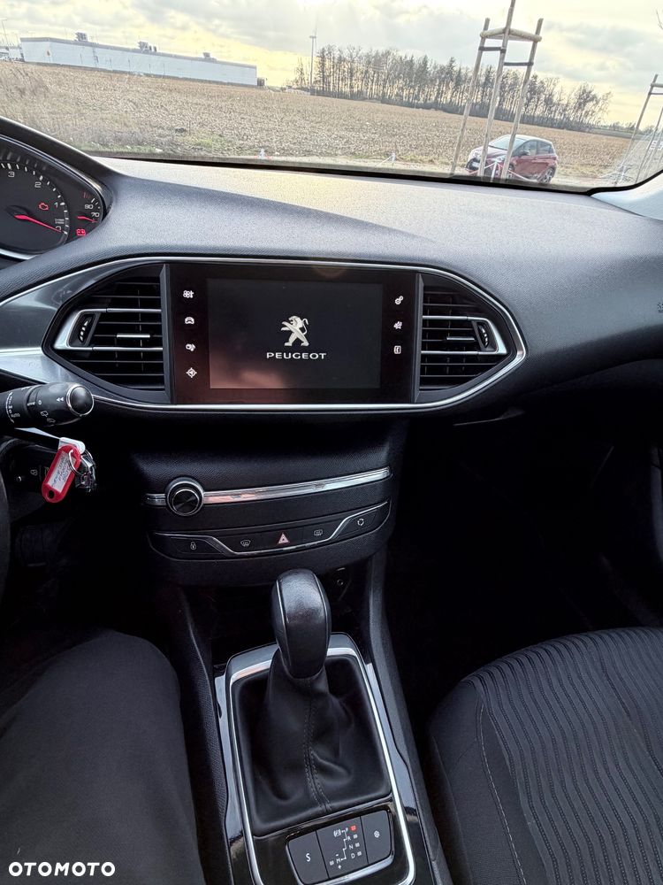 Peugeot 308 1.6 BlueHDi Active S&S - 4