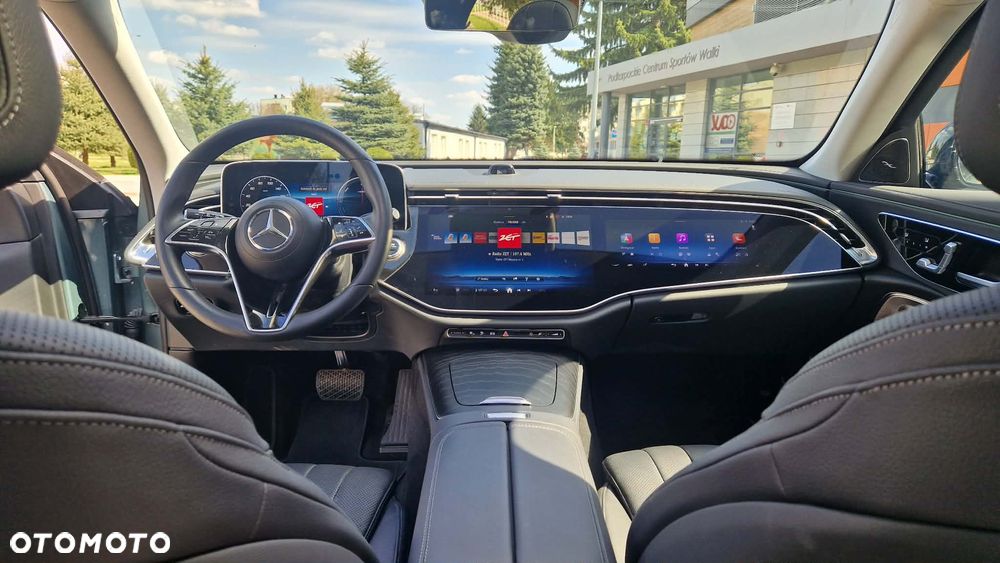 Mercedes-Benz Klasa E - 19