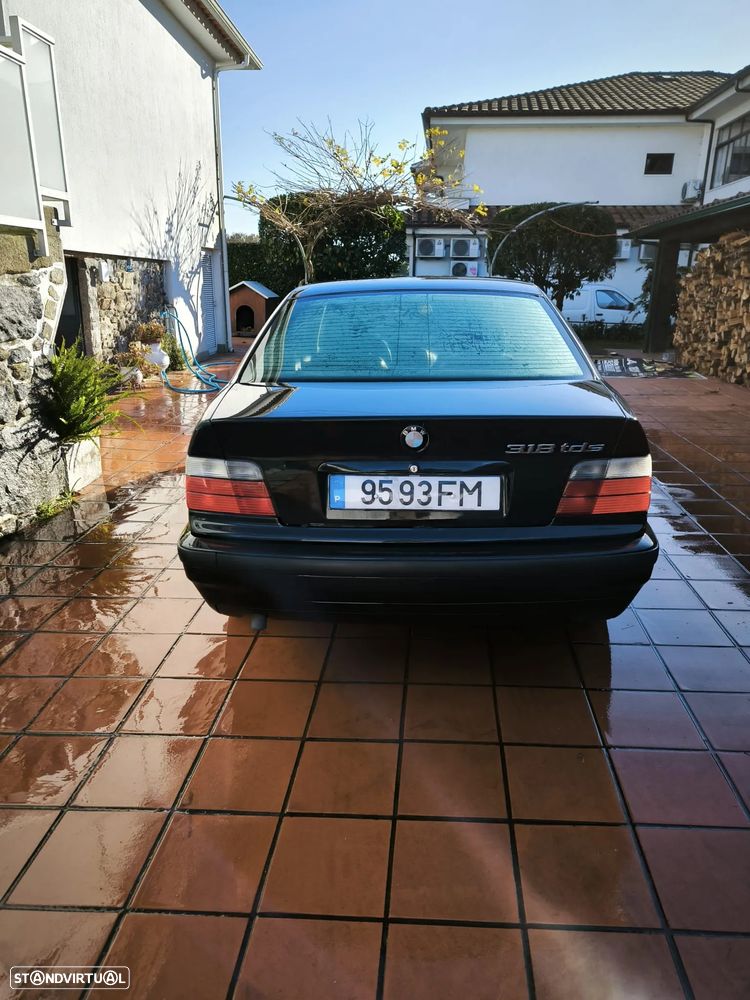 BMW 318 - 5