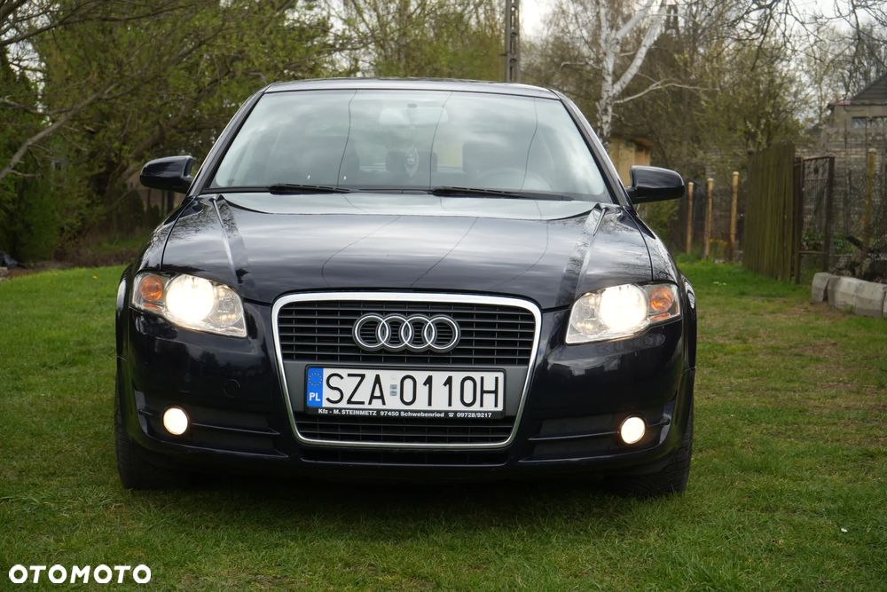 Audi A4 Limousine - 6