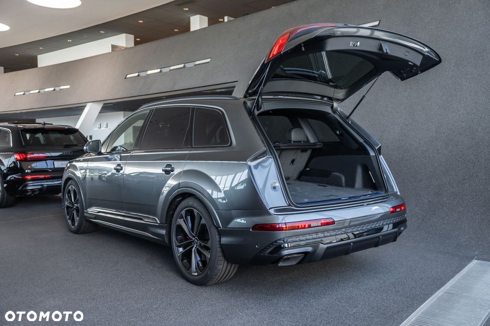 Audi Q7 - 9