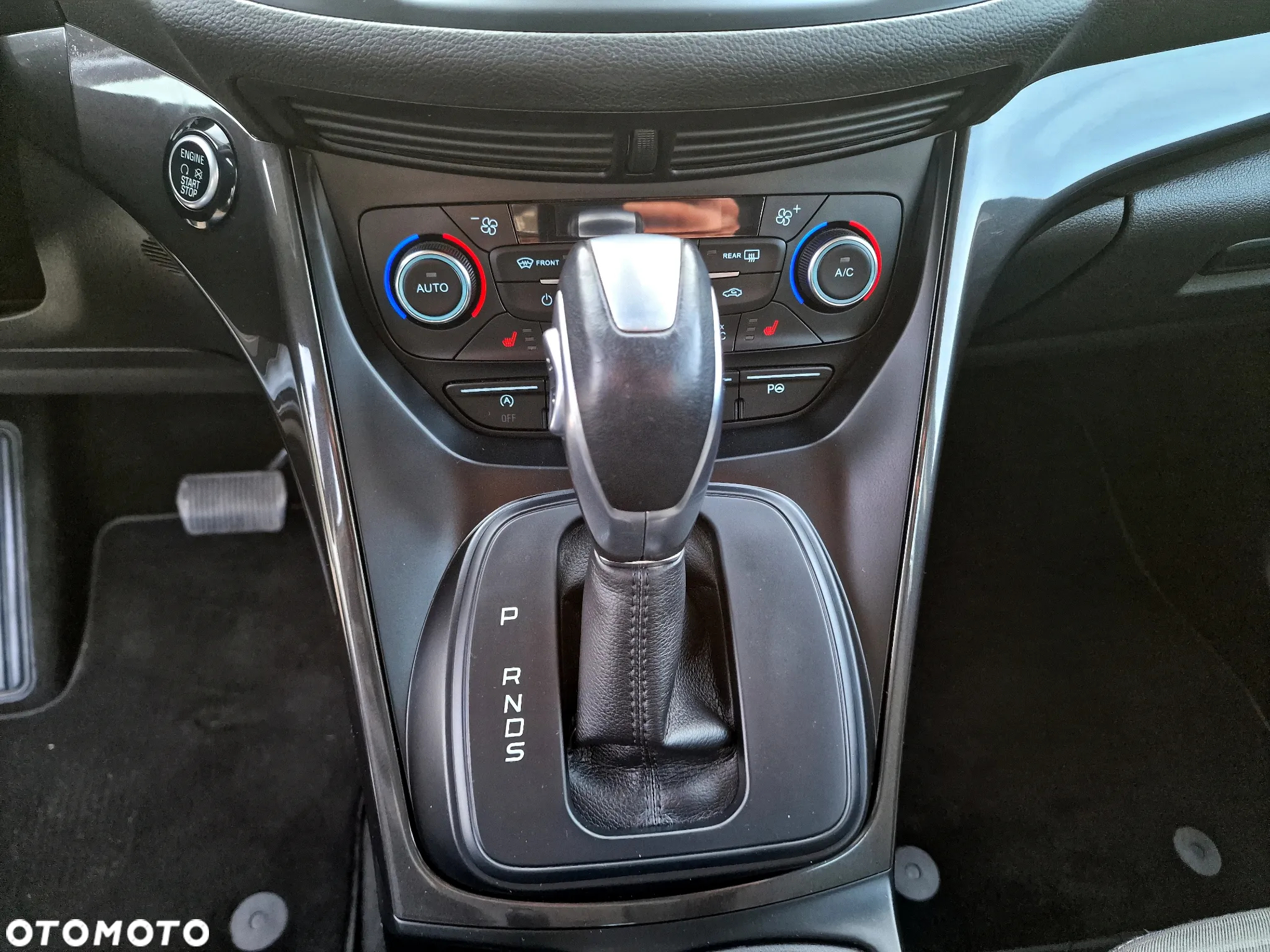 Ford Grand C-MAX 2.0 TDCi Start-Stopp-System Titanium - 25