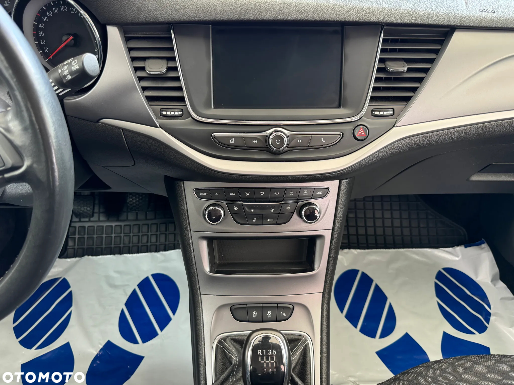 Opel Astra V 1.2 T Edition S&S - 27