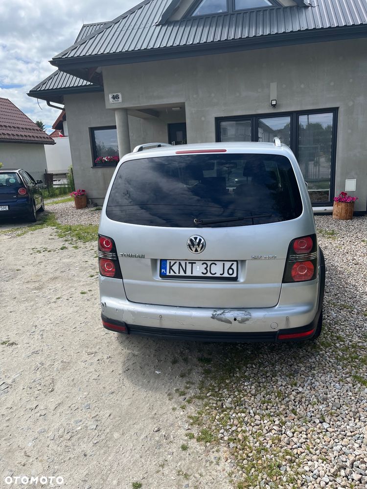 Volkswagen Touran 2.0 TDI DPF Cross - 6