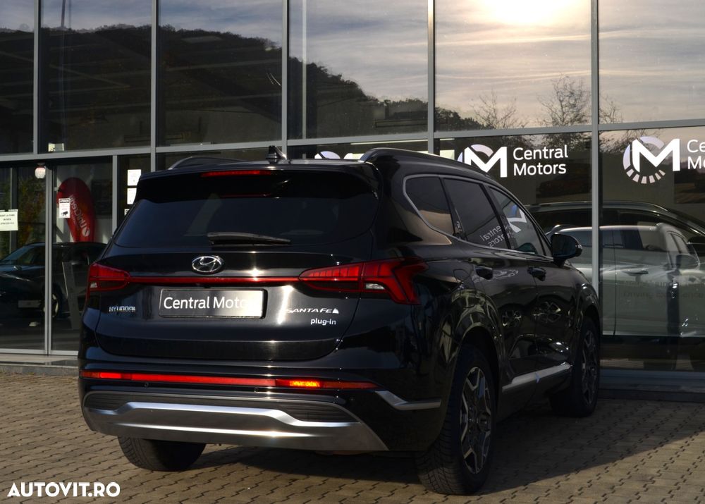 Hyundai Santa Fe 1.6 Plugin-Hybrid 4WD SEVEN Signature - 4