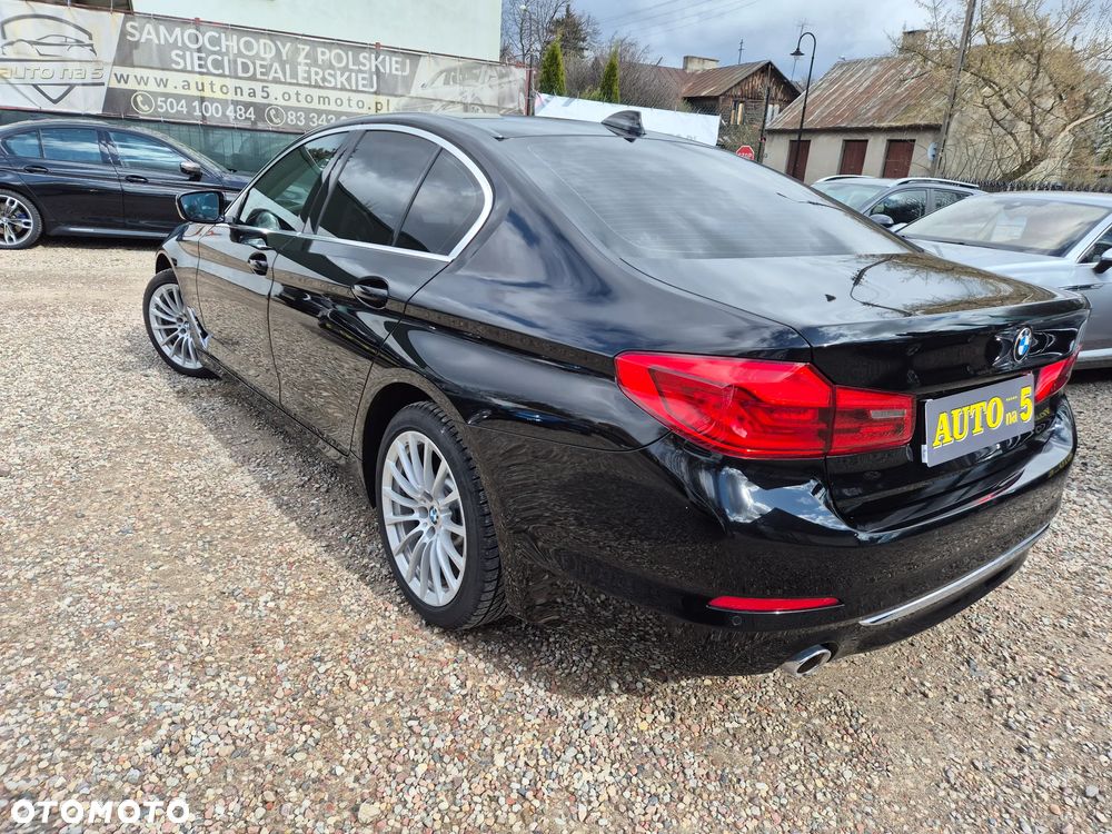 BMW Seria 5 518d Luxury Line sport - 11