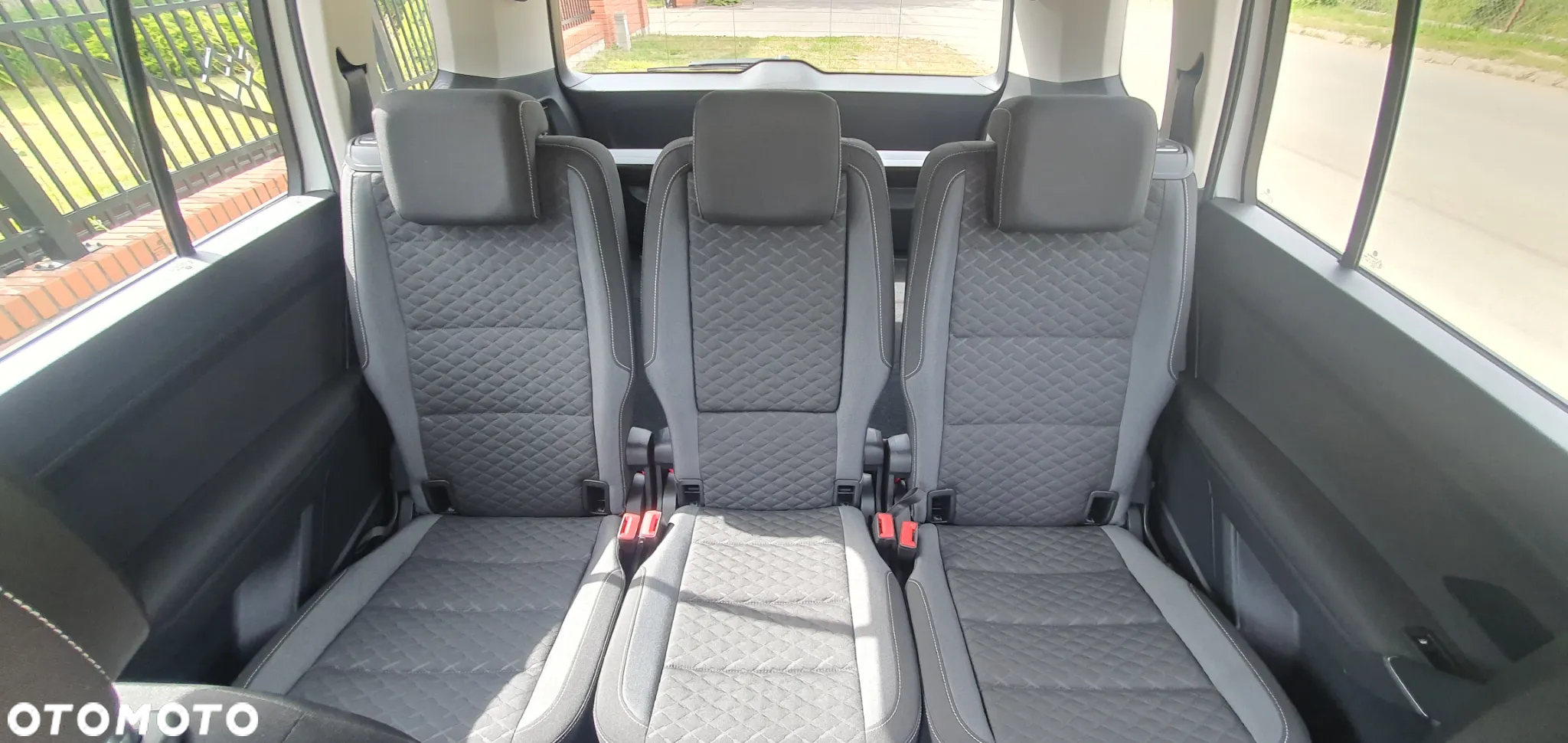 Volkswagen Touran 1.6 TDI SCR Join - 20