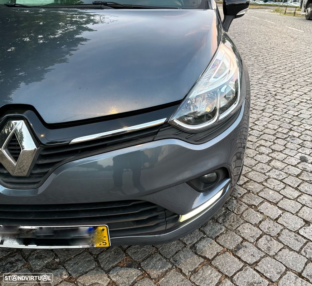Renault Clio 1.5 dCi Limited EDition - 16