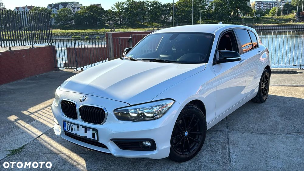 BMW Seria 1 118d Sport Line - 2